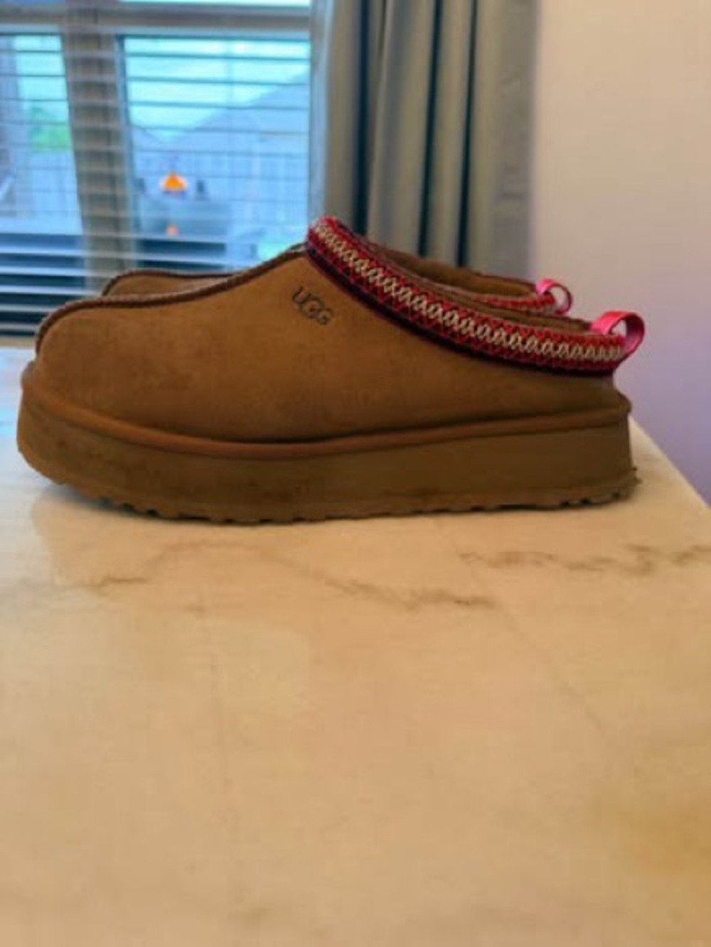 UGG Tazz II